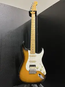 Fender JV Modified Stratocaster '50s HSS 2022 - настоящее время - двухцветный солнечный взрыв