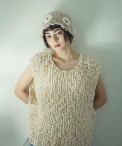 Жилет «Три-четыре времени»/Вязаный вручную Three Four Time, цвет Ivory