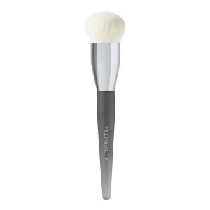 Кисть для нанесения тонального крема Base Brush Huda Beauty