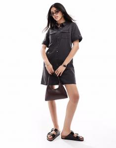 Мини-платье из денима с короткими рукавами, черного цвета с потертостями Vero Moda