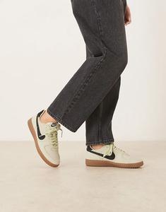 Кроссовки Nike Field General зеленого и черного цветов