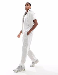 Джоггеры с прямыми штанинами серого цвета Hollister