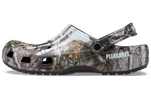 Шлепанцы и сланцы Crocs Classic Clog Pleasures Skeleton Realtree Edge Camo