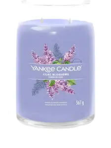 Большая свеча с ароматом сирени Yankee Candle, фиолетовый