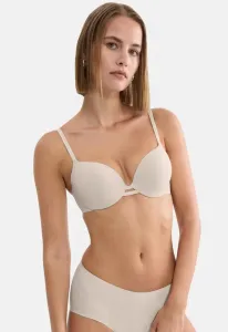 Иллюзорный боди-макияж, футболка-бюстгальтер Triumph, Nude Beige