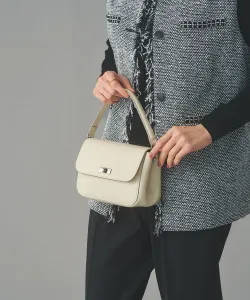 Сумка через плечо с клапаном и отделением United Arrows, цвет Off White