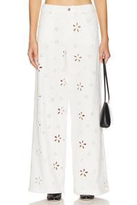 Широкие джинсы с вышивкой "Ромашка" от For Love & Lemons, white