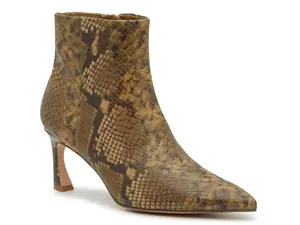 Ботильоны Drusila Bootie Vince Camuto, цвет tan_brownsnakeprintsynthetic