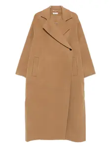 Двубортное пальто с накладными карманами Soft Goat, нейтральный