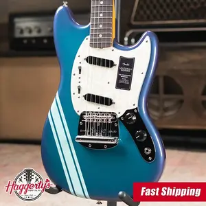 Электрогитара Fender Vintera II '70s Competition Mustang - Competition Burgundy с чехлом