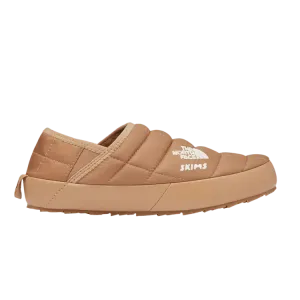 Мюли The North Face SKIMS x Wmns Thermoball Traction Mule 5 Ochre, желто-коричневый