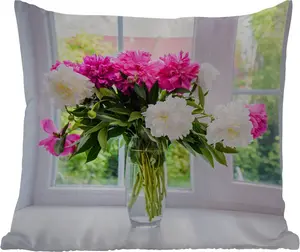 Подушка для улицы - Цветы - Пионы - Ваза - 60x60 см - Устойчива к погодным условиям - Подушка для отдыха - Декоративная подушка - Подушка для сна MuchoWow