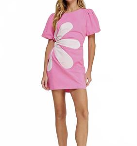 Розовое мини-платье с цветочными аппликациями и боковыми вырезами Strut & Bolt