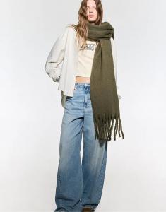Шарф Pull&Bear из мохера, средне-зеленого цвета