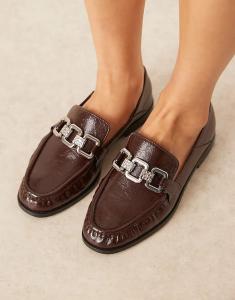 Коричневые лоферы с цепочкой и сборками ASOS DESIGN Melrose