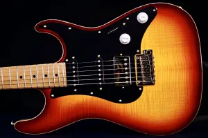 Suhr Standard Custom с отделкой aged cherry burst