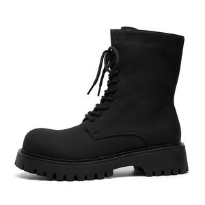 Product B Мужские черные ботинки Martin