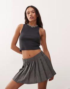 Укороченный топ-майка Weekday в рубчик цвета «черный с оттенком»