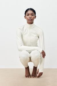 Спортивная куртка на молнии с технологией softmove H&M, белый