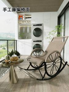 Плетеное кресло-качалка из искусственного ротанга повышенной прочности
