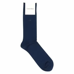 Антибактериальные и дезодорирующие толстые ребристые деловые носки Calvin Klein средней длины.