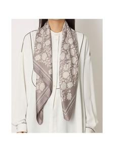 Cachecache / Эксклюзивные большие шарфы, доступные только в интернете