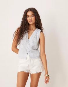 Жилет с кружевной отделкой ASOS DESIGN синего цвета