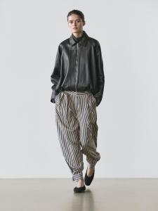 Полосатые брюки-саруэл с вытачками Massimo Dutti, black and white