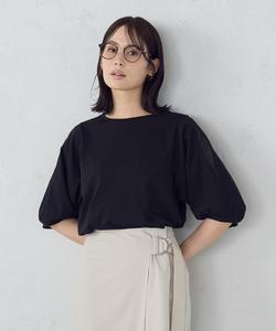 Отверстие в рукаве вырезано и зашито.