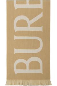 Бежевый шарф с надписью «Burberry»