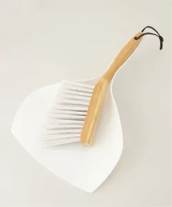 Набор мини-метлы и совка BS