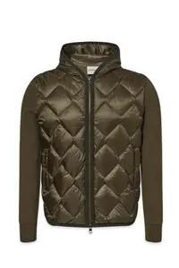 Стеганая куртка с капюшоном Moncler, зеленый