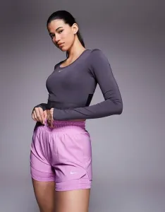 Розовые шорты 2 в 1 с завышенной талией Nike One Training Dri-FIT (3 дюйма)