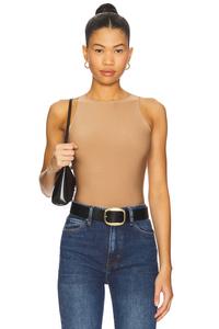 Телесный боди с круглым вырезом Butter crewneck tank от Commando, toffee