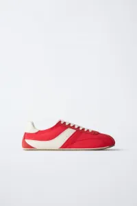 Кроссовки contrast trainers Zara, красный