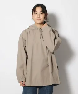 Парка из переработанного хлопка, окрашенного натуральными красителями.