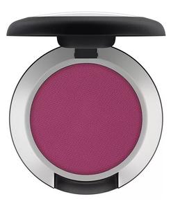 Мягкие матовые тени для век Powder Kiss Mac, цвет Lens Blur (bright rich violet)