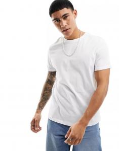 Белая футболка с круглым вырезом и закатанными рукавами ASOS