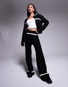 Эксклюзивные трикотажные брюки Kaiia с широкими штанинами и контрастными полосками в монохромном исполнении