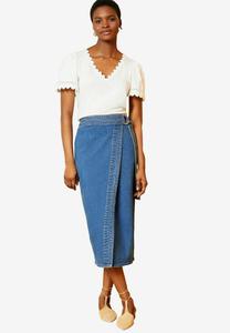 Футболка с принтом REGULAR FIT-SCALLOP V-NECK Love & Roses, белый