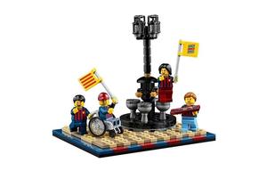 Классическая коллекция Barcelona Fan Fiesta строительные блоки 0 300 шт 40485 LEGO