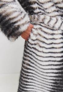 Зимнее пальто Cesare Gaspari, серый