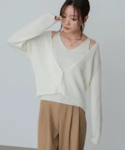 Комплект из трикотажной майки с пуговицами