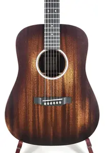 Акустико-электрогитара Martin DJR10ESTREETMASTER с чехлом