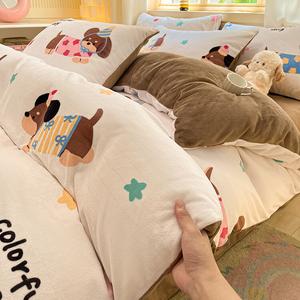 Disney Комплект постельного белья из 4 предметов, простыня на резинке, 200x230 см, двусторонний велюр, утепленный, Fun Sausage Dog