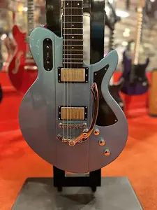 Электрогитара Eastman Juliet LA Celestine Blue