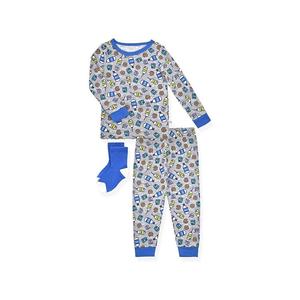 Пижамный комплект Sleep On It для маленьких мальчиков из 2 предметов из сверхмягкого трикотажа с подходящими по размеру пижамными комплектами и носками в тон Sleep on it, цвет Milk And Cookies