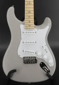 PRS Silver Sky с накладкой из клена, цвет Moc Sand #0806
