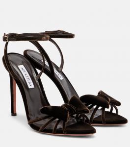Бархатные сандалии Black Tie 105 с бантом Aquazzura, Espresso
