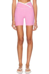 Ребристые шорты Veronica двух цветов Year Of Ours, Year Pink & White